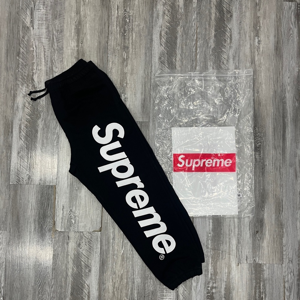 Supreme pants